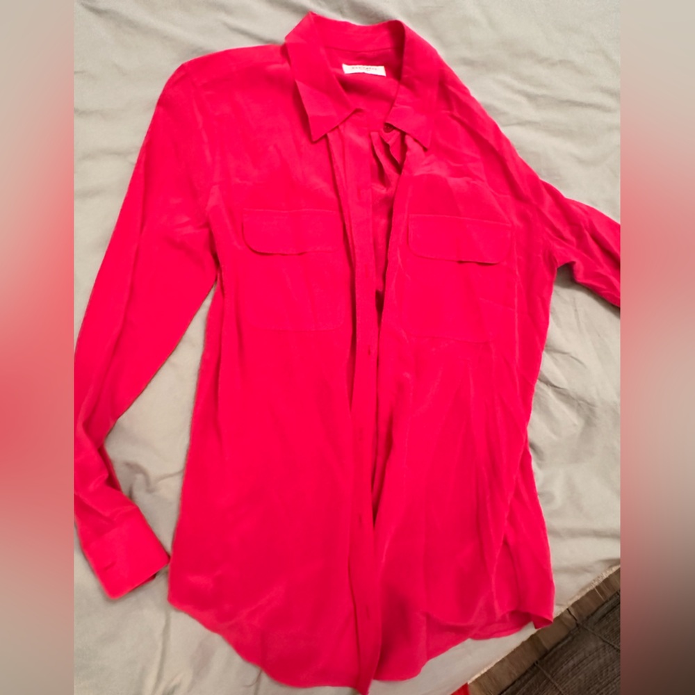 100% silk, classic shirt a fabulous bright color by Equipment